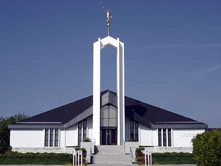 Accounts of Latter-day Saints in East Germany
